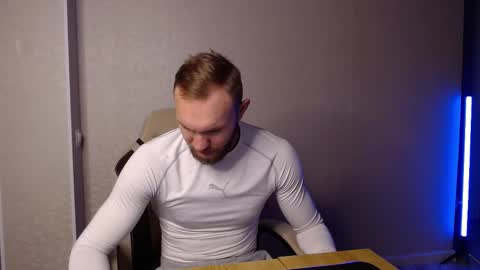 Snapshot of toress1 chatting on December 15, 2024, 11:55 am Glebaty online show from December 15, 2024, 11:55 am