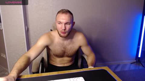 Snapshot of toress1 chatting on January 5, 2025, 6:35 pm Glebaty online show from January 5, 2025, 6:35 pm