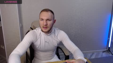 Snapshot of toress1 chatting on January 6, 2025, 4:34 pm Glebaty online show from January 6, 2025, 4:34 pm