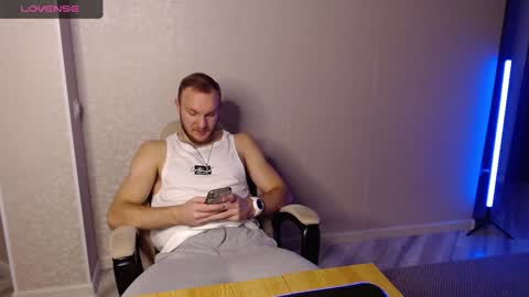 Snapshot of toress1 chatting on January 18, 2025, 4:53 pm Glebaty online show from January 18, 2025, 4:53 pm