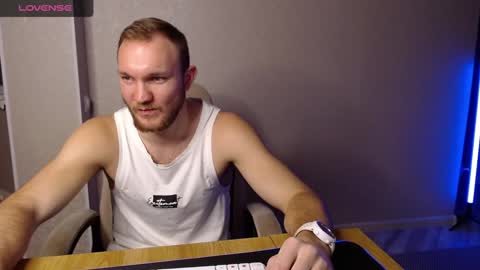 Snapshot of toress1 chatting on January 21, 2025, 5:30 pm Glebaty online show from January 21, 2025, 5:30 pm