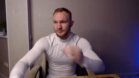 Snapshot of toress1 chatting on February 18, 2025, 5:20 am Glebaty online show from February 18, 2025, 5:20 am