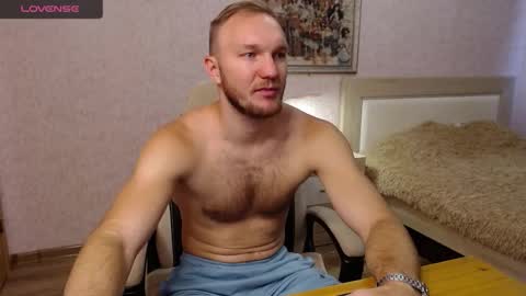 Snapshot of toress1 chatting on September 14, 2025, 9:52 am Glebaty online show from September 14, 2025, 9:52 am