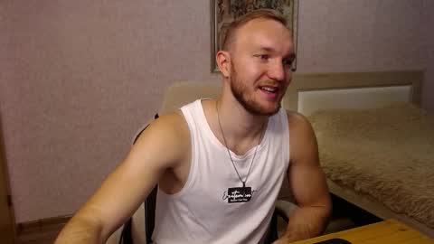 Snapshot of toress1 chatting on October 22, 2025, 11:10 am Glebaty online show from October 22, 2025, 11:10 am