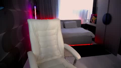 tori_blond online show from July 3, 2026, 7:04 am
