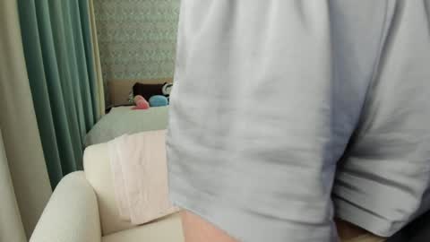         online show from December 29, 2024, 2:49 am