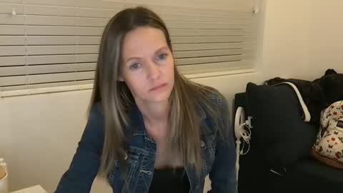 Tori Ryann online show from December 24, 2024, 3:27 am