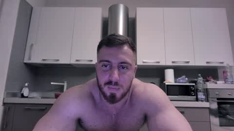 toro_arrapato online show from December 9, 2024, 9:37 pm