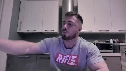 toro_arrapato online show from January 6, 2025, 2:03 pm