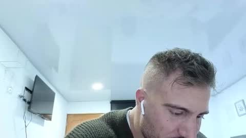 Snapshot of toro_arrapato chatting on March 19, 2026, 4:05 am toro_arrapato online show from March 19, 2026, 4:05 am