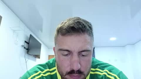 Snapshot of toro_arrapato chatting on March 24, 2026, 6:57 pm toro_arrapato online show from March 24, 2026, 6:57 pm