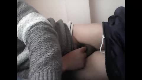 Snapshot of torresurionasantos chatting on February 13, 2026, 7:43 pm torresurionasantos online show from February 13, 2026, 7:43 pm