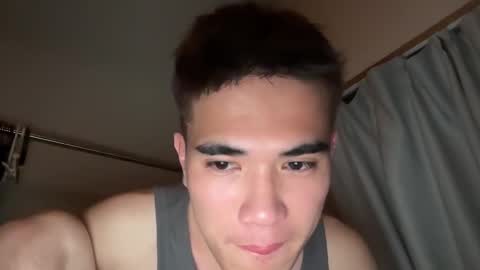 Snapshot of toshikaro0 chatting on January 5, 2025, 4:48 pm Karo online show from January 5, 2025, 4:48 pm