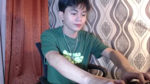 Toshiro online show from December 24, 2024, 12:22 am