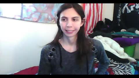 Luna online show from December 18, 2024, 5:04 am