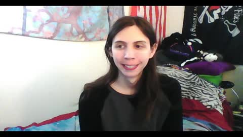 Luna online show from January 7, 2025, 3:24 am