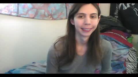 Luna online show from January 21, 2025, 2:54 am