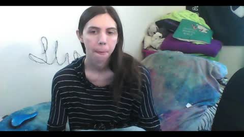 Snapshot of totalfuckingadorable chatting on April 5, 2026, 7:11 pm Luna online show from April 5, 2026, 7:11 pm