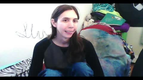 Snapshot of totalfuckingadorable chatting on April 8, 2026, 12:54 am Luna online show from April 8, 2026, 12:54 am