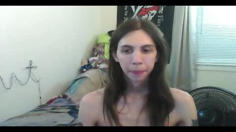 Snapshot of totalfuckingadorable chatting on July 5, 2026, 4:19 am Luna online show from July 5, 2026, 4:19 am
