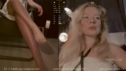 Snapshot of totally_spy chatting on May 5, 2026, 8:11 am Madam Viktoria Vacation in Portugal 2811 - 0412 online show from May 5, 2026, 8:11 am