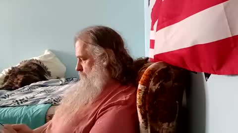 totallyawesome_65 online show from March 12, 2025, 2:23 pm