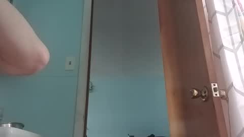 totallyawesome_65 online show from April 2, 2026, 7:44 pm