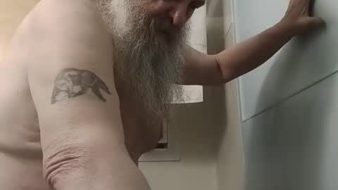 totallyawesome_65 online show from April 3, 2026, 8:01 am