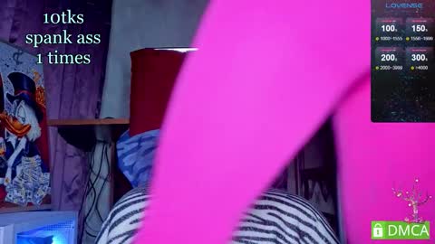   online show from November 23, 2025, 12:05 pm