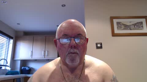 Snapshot of touchwood25 chatting on February 22, 2025, 3:58 pm TOUCHWOOD25 online show from February 22, 2025, 3:58 pm