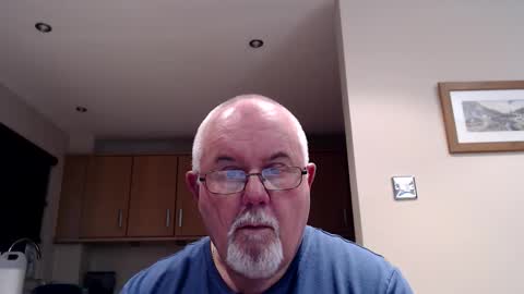 Snapshot of touchwood25 chatting on February 11, 2026, 5:40 pm TOUCHWOOD25 online show from February 11, 2026, 5:40 pm