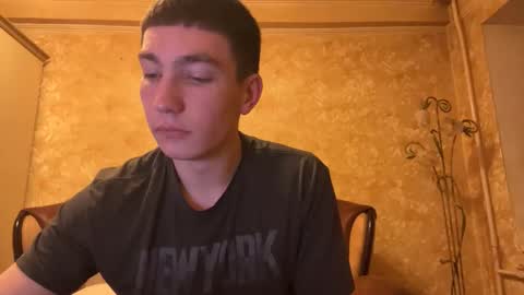 Snapshot of touchx_ chatting on November 7, 2025, 7:47 pm Max online show from November 7, 2025, 7:47 pm