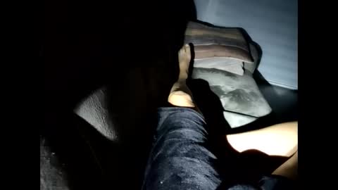 toutim6163 online show from September 28, 2025, 3:56 am