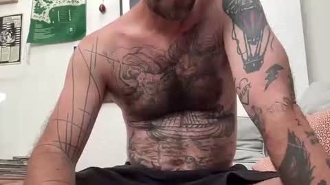 toutsexy online show from June 15, 2026, 9:44 am