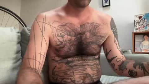 toutsexy online show from June 21, 2026, 5:04 pm