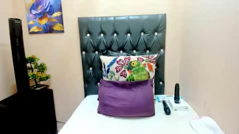 toxicfantasy4u online show from December 16, 2025, 6:07 am