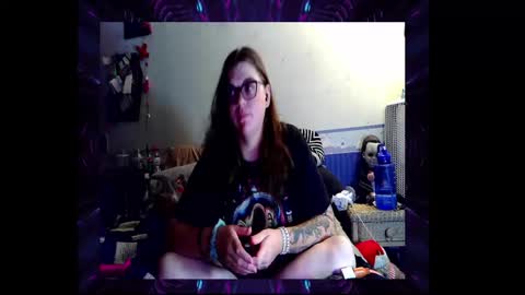 Toxiclove1311 online show from October 6, 2025, 1:14 am