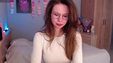 toxkiss online show from March 11, 2025, 12:28 pm