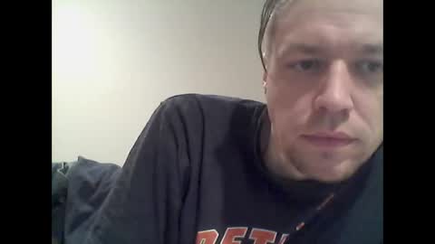 Snapshot of tpete119 chatting on December 23, 2024, 7:06 am Shooter McGavin online show from December 23, 2024, 7:06 am