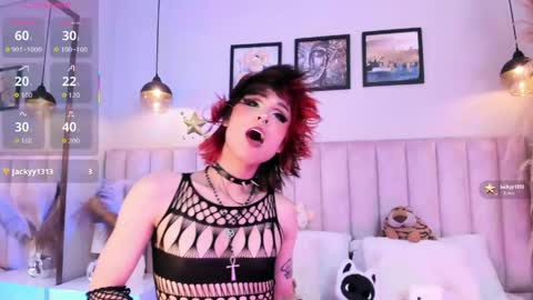 Tracy  online show from May 20, 2026, 9:10 pm