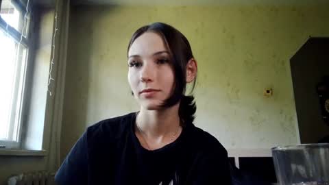 Snapshot of tracyturansky chatting on June 15, 2026, 7:54 am Mira online show from June 15, 2026, 7:54 am