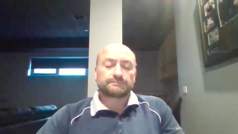 Snapshot of tradiedan2023 chatting on January 21, 2025, 12:04 am tradiedan2023 online show from January 21, 2025, 12:04 am