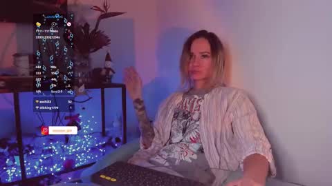 Hey my name is Kiri Kiri online show from December 18, 2025, 9:32 pm