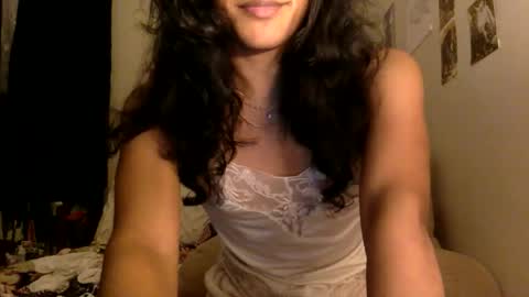 transamoure online show from February 2, 2026, 5:28 am