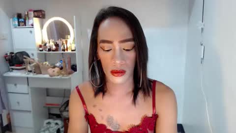 transeugene1990 online show from April 14, 2026, 6:08 am