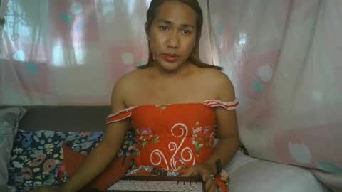 transhottie28 online show from February 23, 2025, 1:13 am