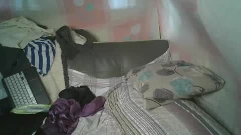 transhottie28 online show from February 28, 2025, 9:04 am