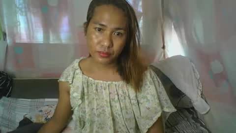 transhottie28 online show from March 9, 2025, 8:18 am