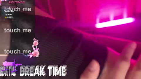 STACY online show from November 4, 2025, 10:42 pm