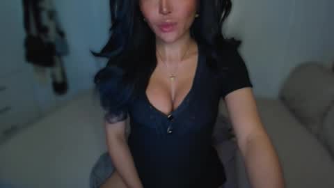 Snapshot of transnextdoor_ chatting on March 2, 2025, 5:23 am ALMIGHTY GODDESS VALENTINA online show from March 2, 2025, 5:23 am